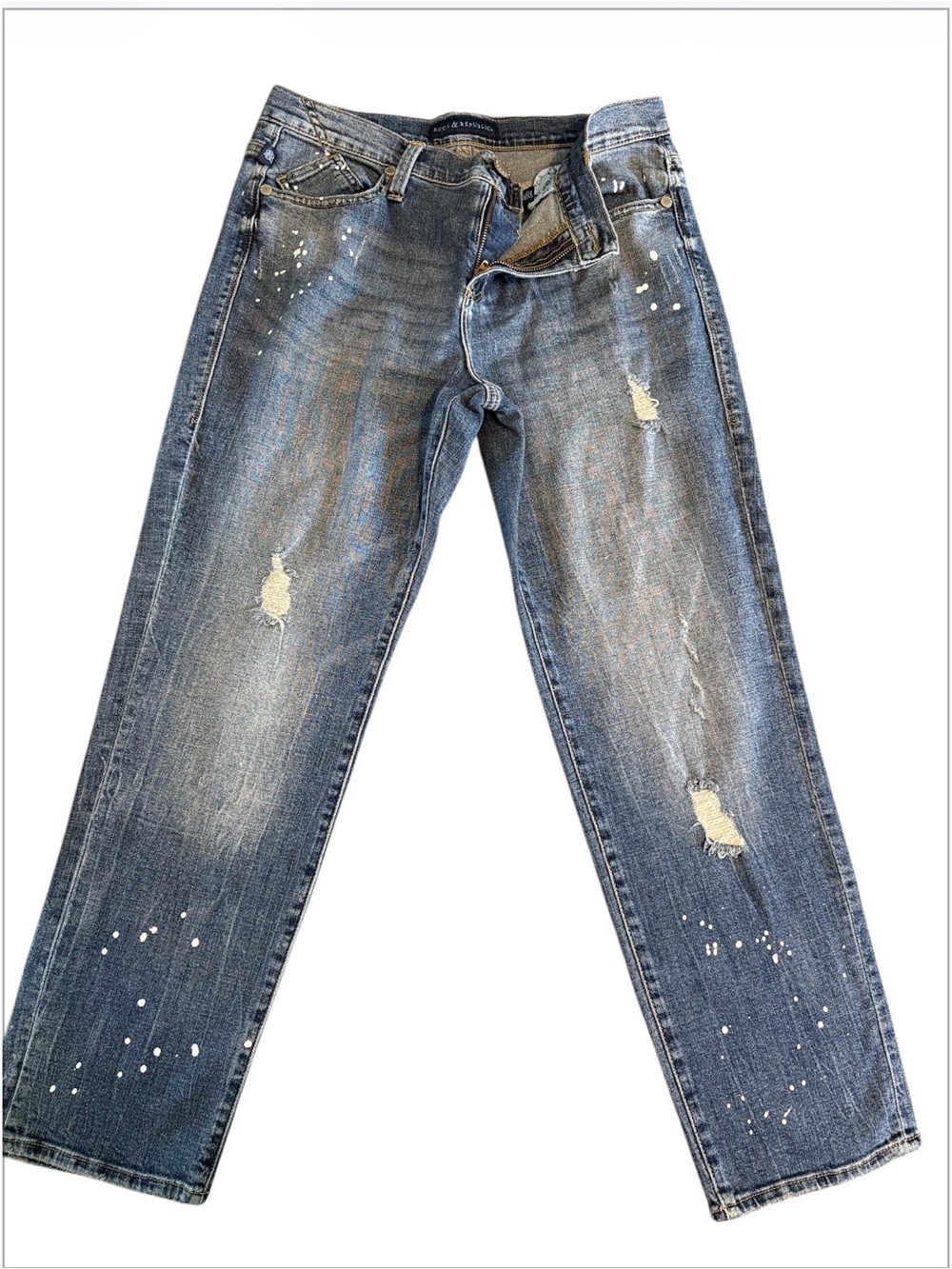 Rock & Republic Blue Distressed Straight Jeans with White Paint Detail size 12